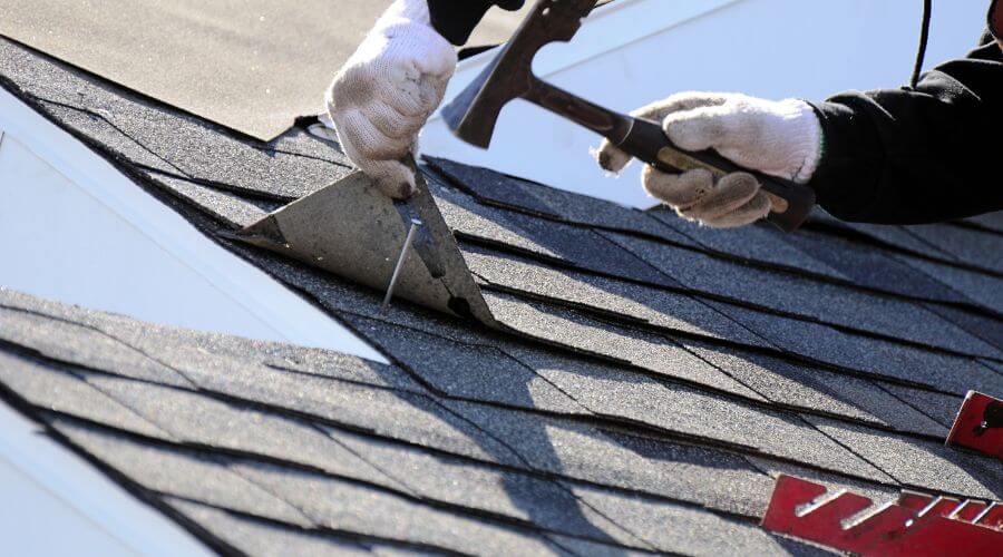 Expert Emergency Roof Repairs services in Kosciusko, MS